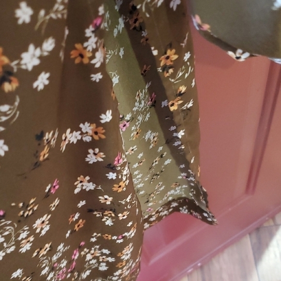 Saltwater Luxe Floral brownish olive Women's duster - Picture 9 of 9